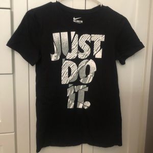 Black Nike tee